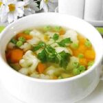 Суп овощной с цветной капустой